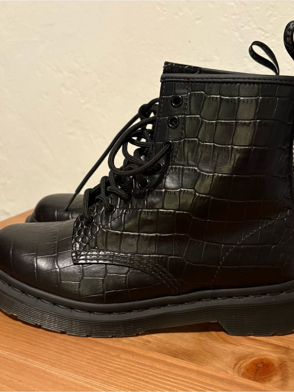 Dr. Martens woman’s Black Croc Embossed Lace-Up Ankle Combat Boots US 8